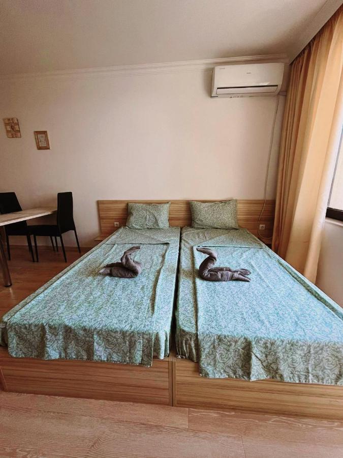 Lovely Studio Apartment On The Beach Burgas Exterior photo